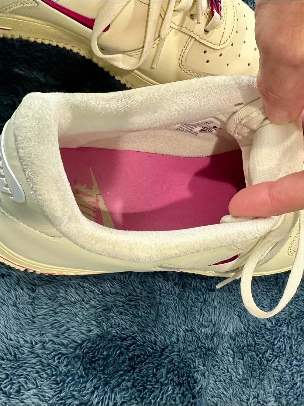 Nike Air Force 1 ’07 SE “Just Do It / Playful Pink with lace charms - Women 8.5